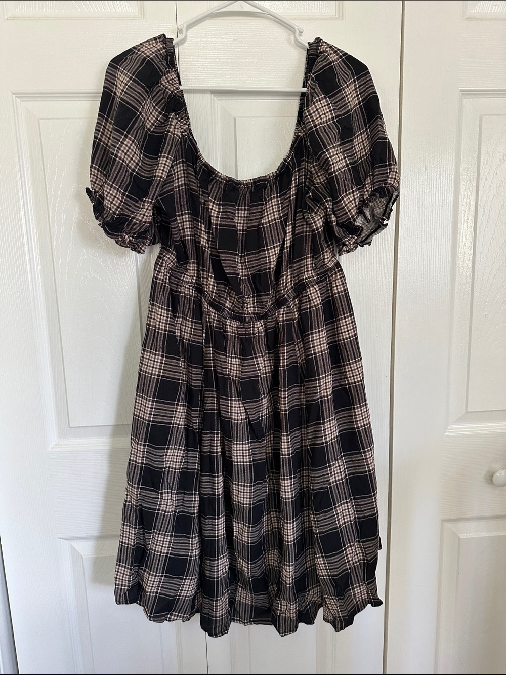 Torrid Black and Cream Plaid Puff-Sleeve Women’s Dress Size 00